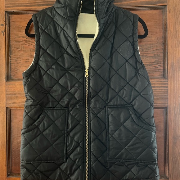 Jackets & Blazers - Black Quilted Vest